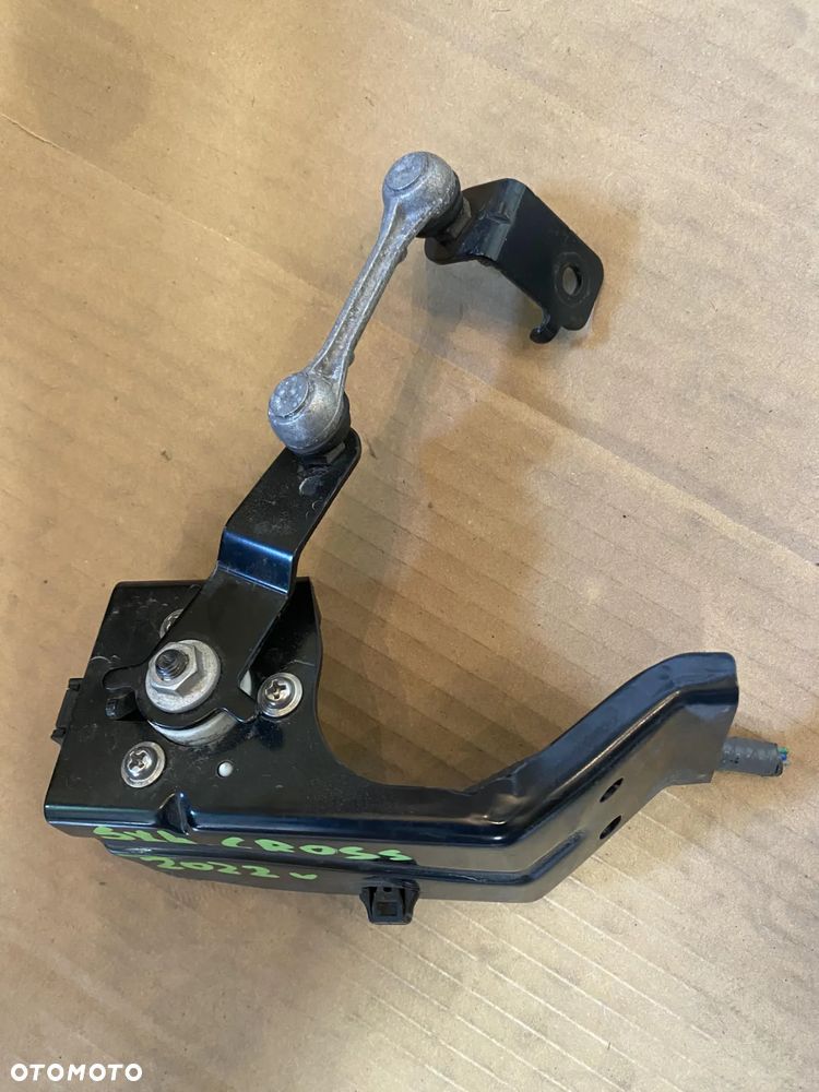 Czujnik poziomowania xenonów Suzuki SX4 S-CROSS 2022 - 3