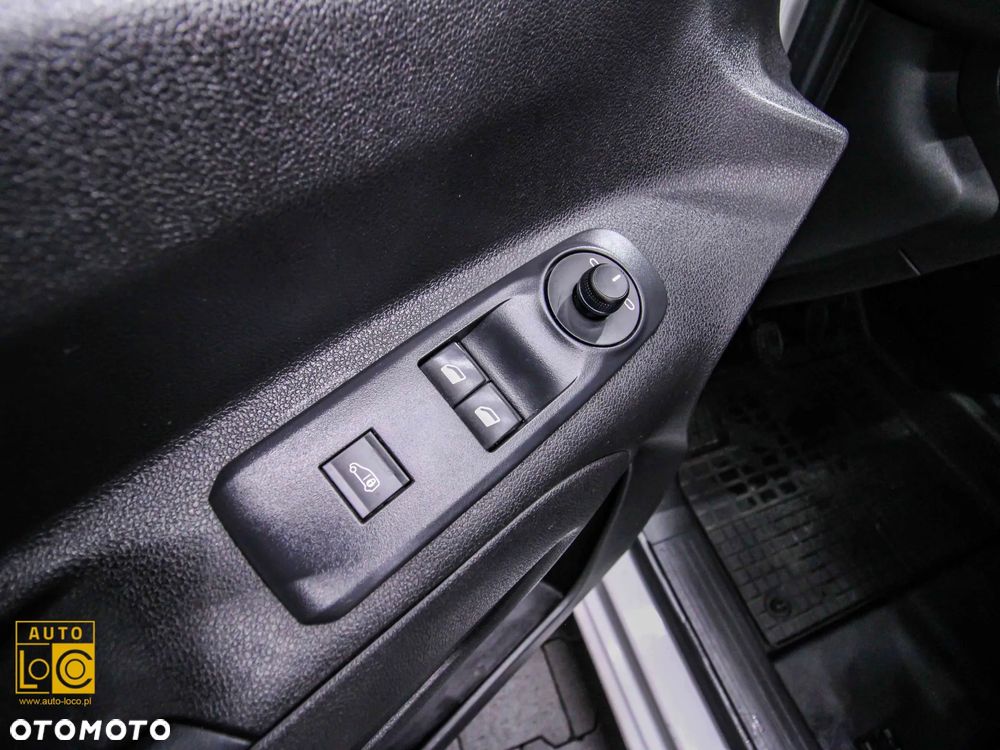 Citroën BERLINGO FURGON LONG - 23