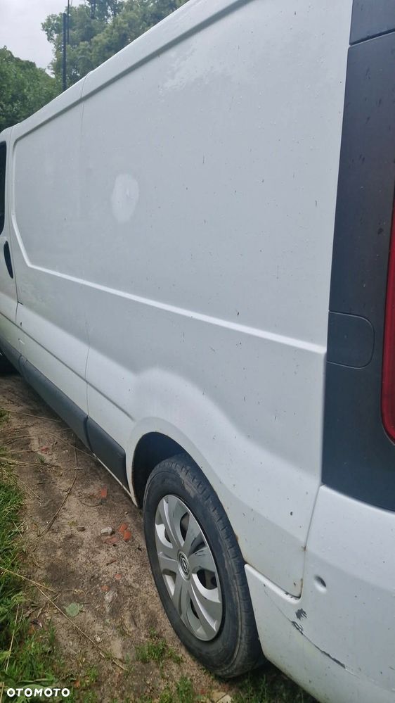 Opel Vivaro - 2