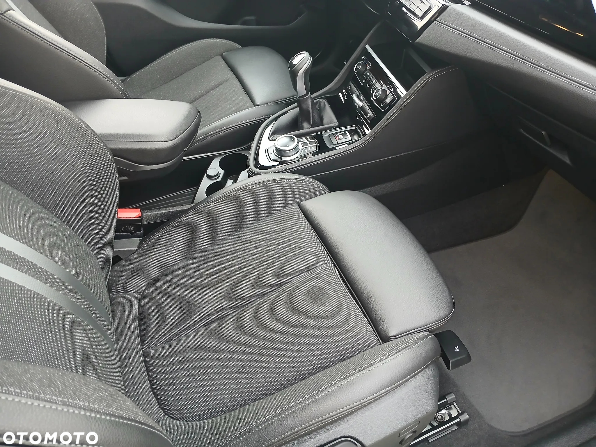 BMW Seria 2 - 11
