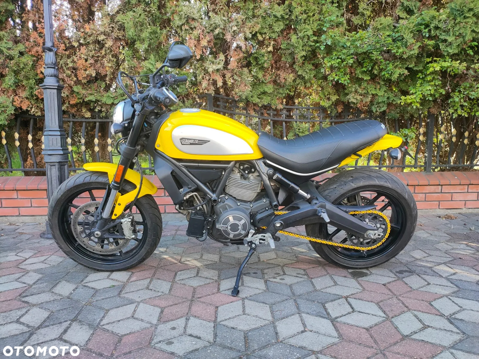 Ducati Scrambler - 4