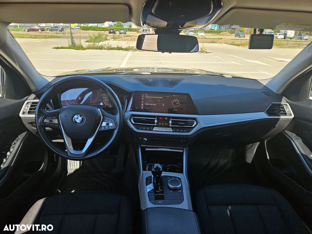 BMW Seria 3 320i xDrive AT - 17