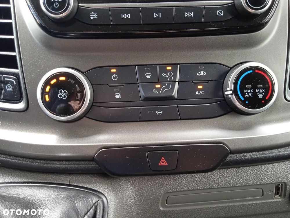 Ford Transit Custom - 24