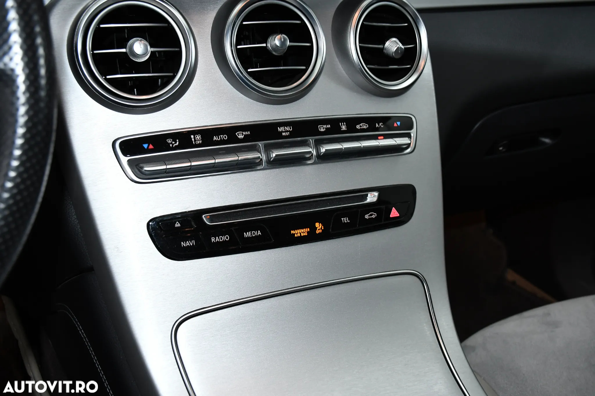 Mercedes-Benz GLC Coupe 300 e 4Matic 9G-TRONIC - 25