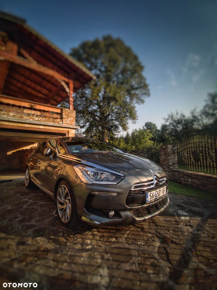 Citroën DS5 1.6 THP SportChic - 4