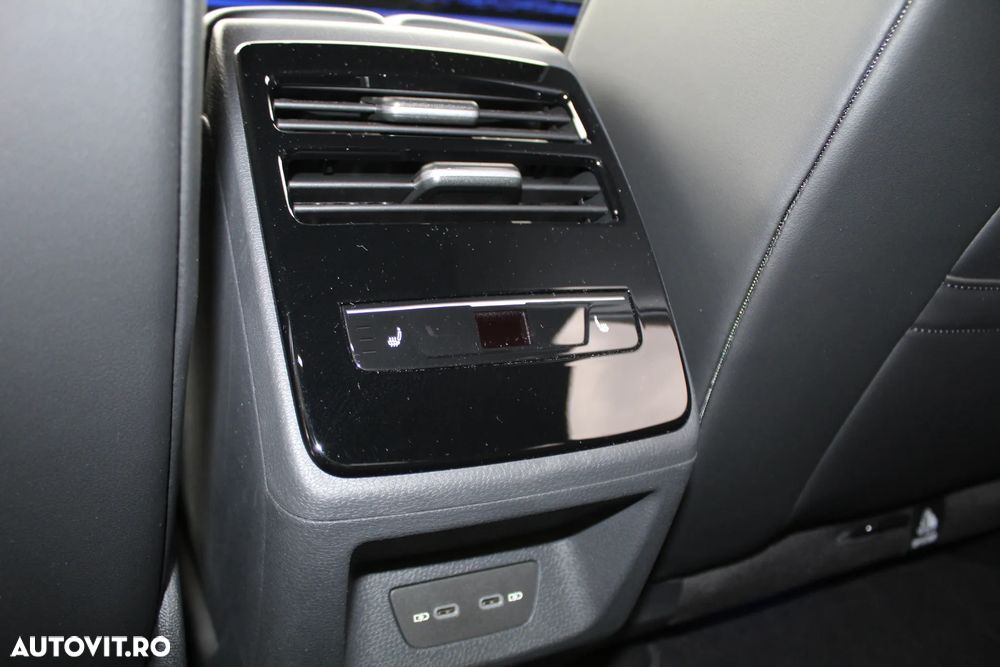 Volkswagen ID.7 86 kWh Pro S - 10