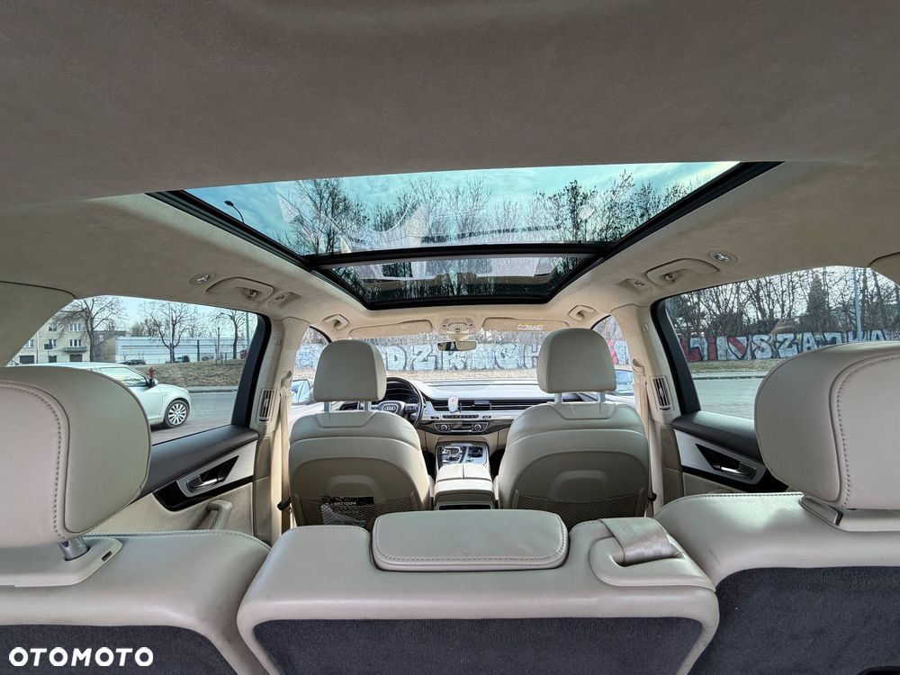 Audi Q7 - 8