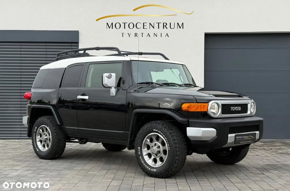 Toyota FJ