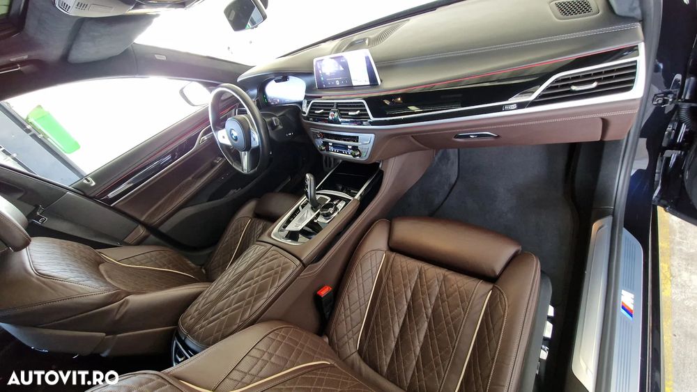 BMW Seria 7 750i xDrive - 20