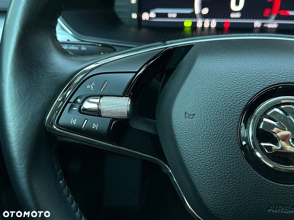 Skoda Superb 1.5 TSI Ambition DSG - 19