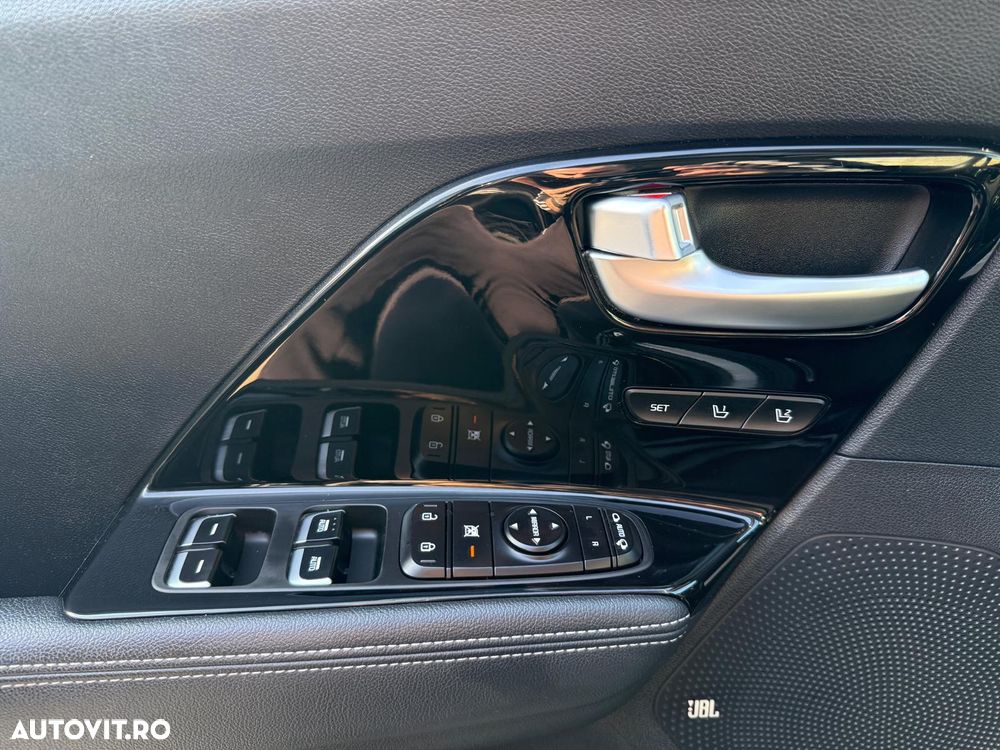 Kia Niro - 12