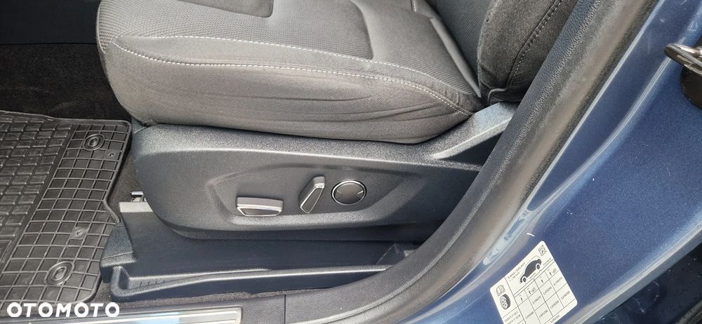 Ford S-Max 2.0 EcoBlue Titanium - 27