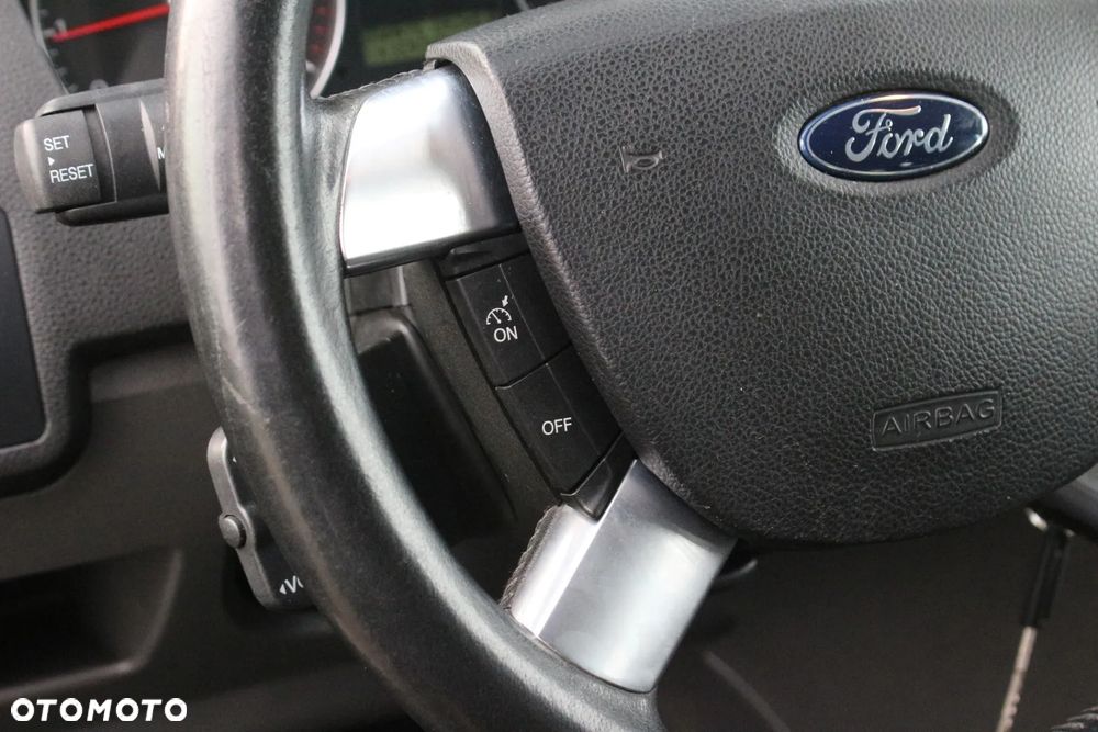 Ford Focus C-Max 1.8 Ghia - 26