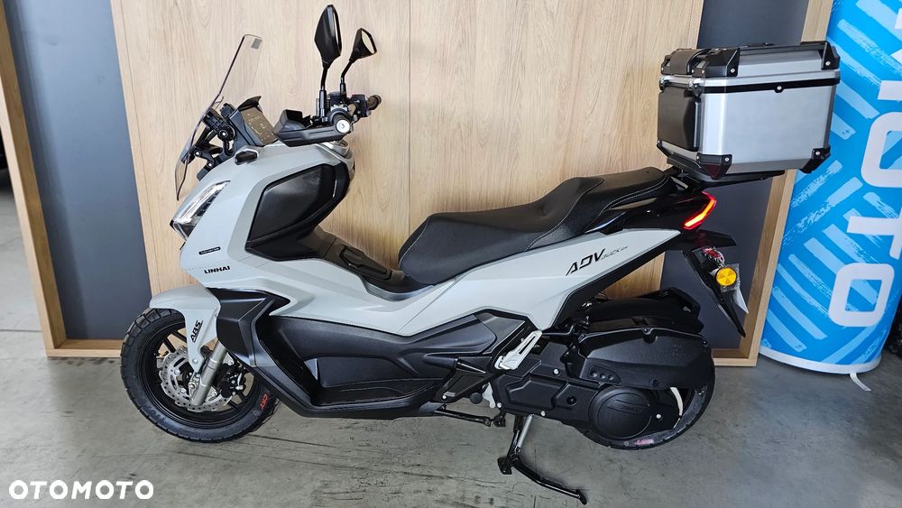 Linhai Buck 125 - 2