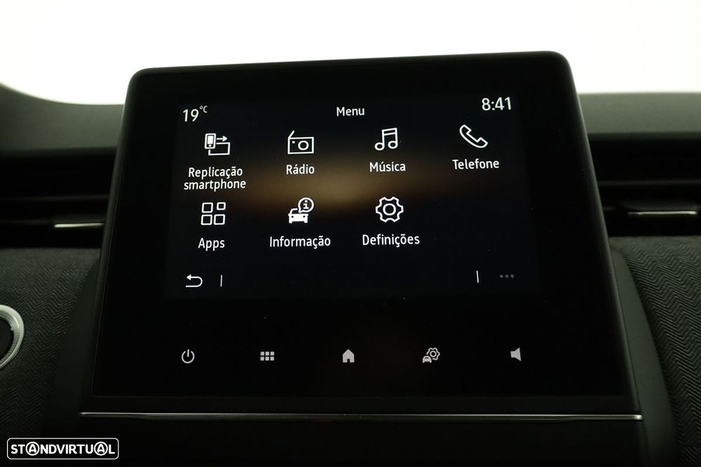 Renault Clio 1.0 TCe Techno Bi-Fuel - 10