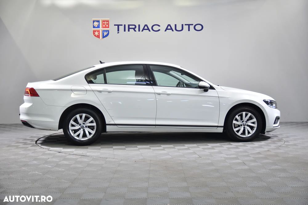 Volkswagen Passat - 7