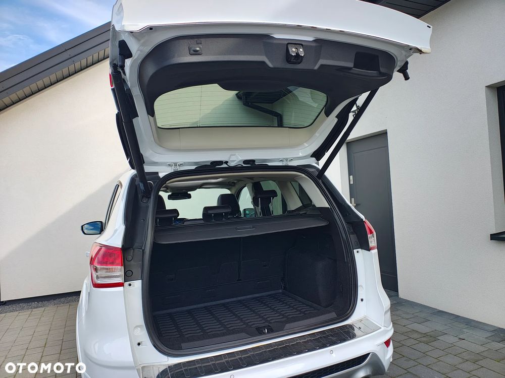 Ford Kuga - 34