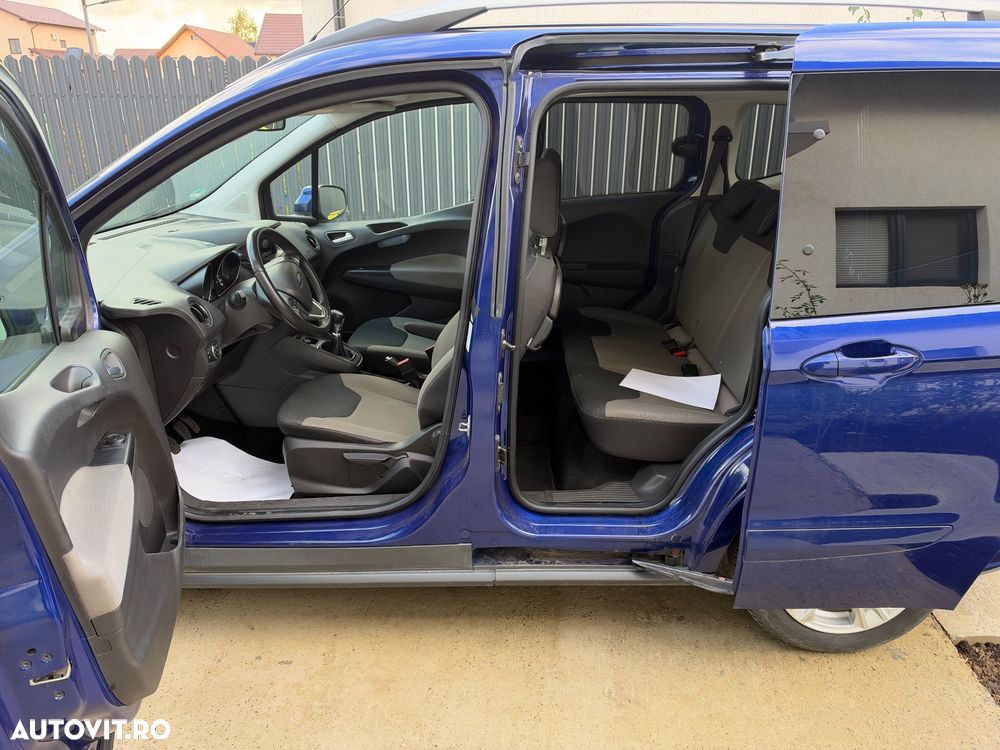 Ford Tourneo Courier 2018 photo 3