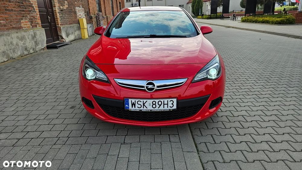 Opel Astra GTC 1.6 Turbo Innovation - 14