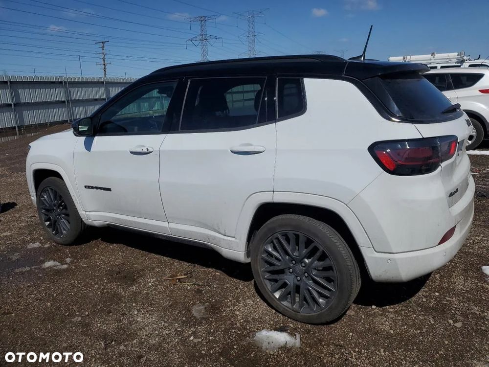 Jeep Compass - 4