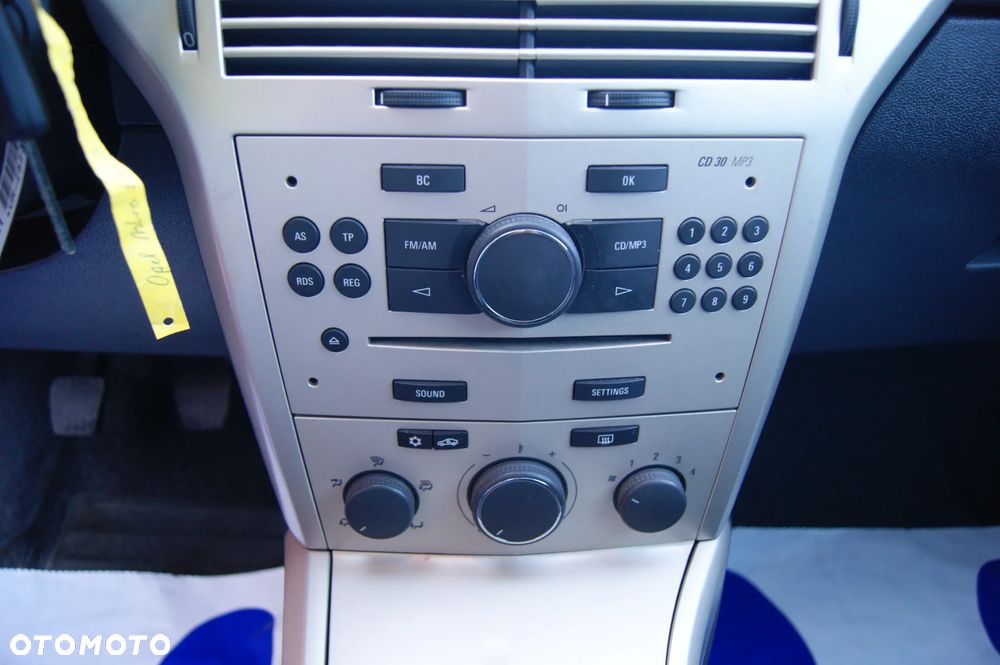 Opel Astra 1.9 CDTI Elegance - 17