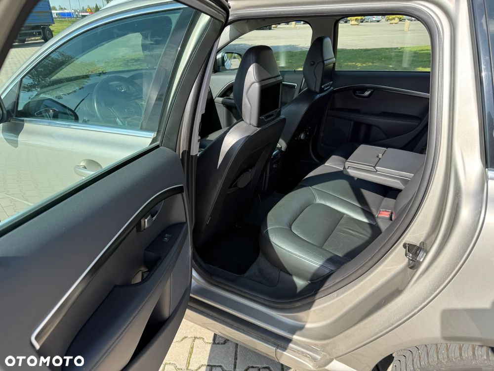 Volvo V70 2.0T Powershift Momentum - 26