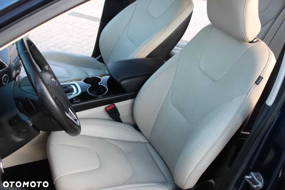 Ford Edge 2.0 EcoBlue Bi-Turbo 4x4 ST-LINE - 34