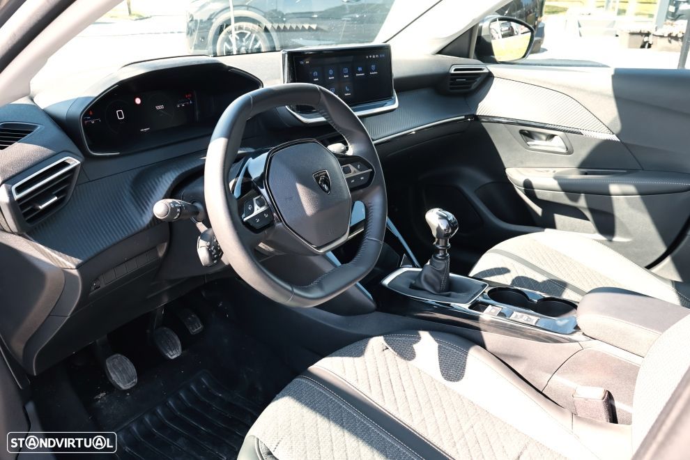 Peugeot 208 1.2 PureTech Allure - 13