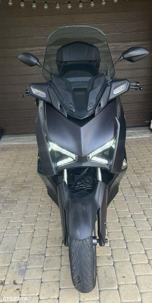 Yamaha X-max - 1