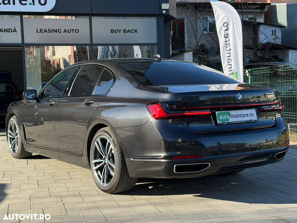 BMW Seria 7 750i xDrive - 6