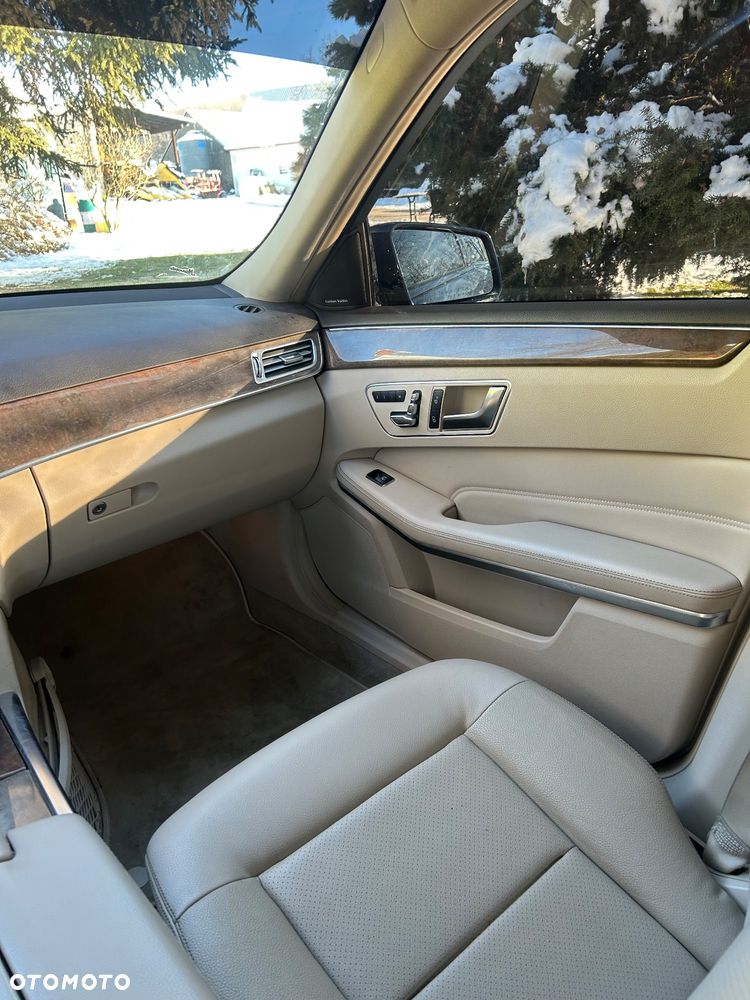 Mercedes-Benz Klasa E 350 4Matic 7G-TRONIC Avantgarde - 20