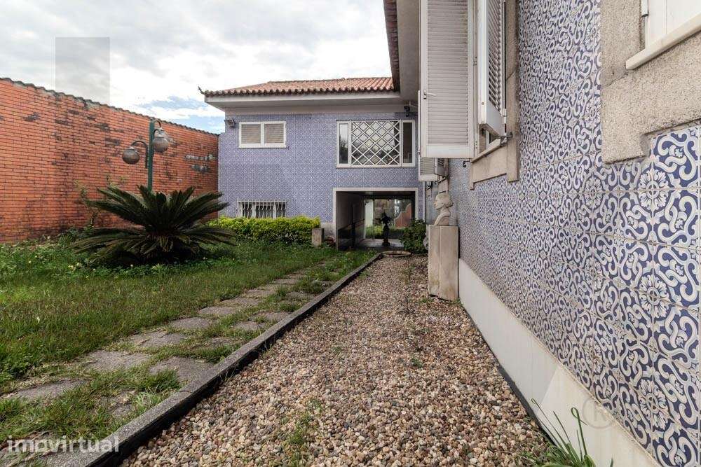 Moradia T4 senhorial em Rechousa, Canelas - Grande imagem: 2/38