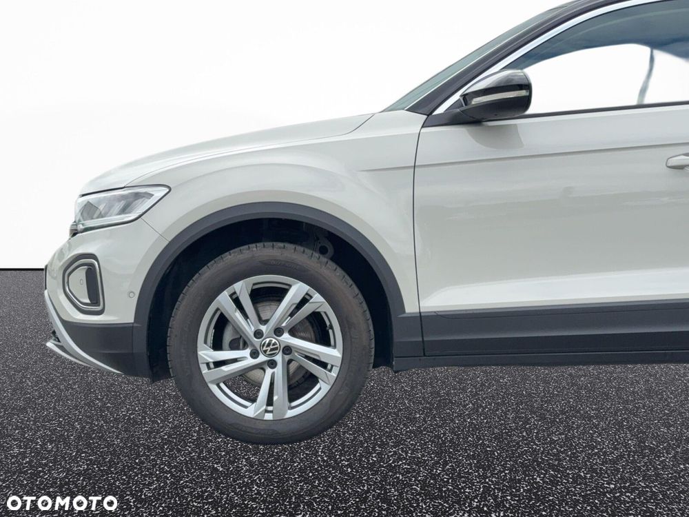 Volkswagen T-Roc - 12