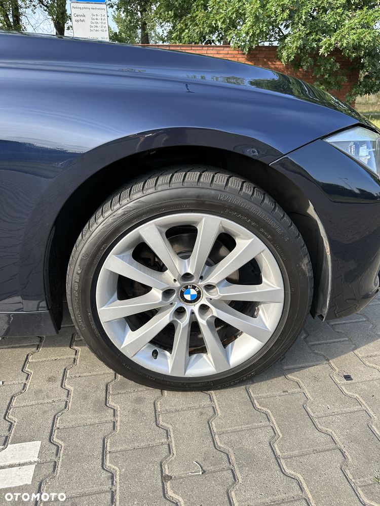 BMW Seria 3 - 16