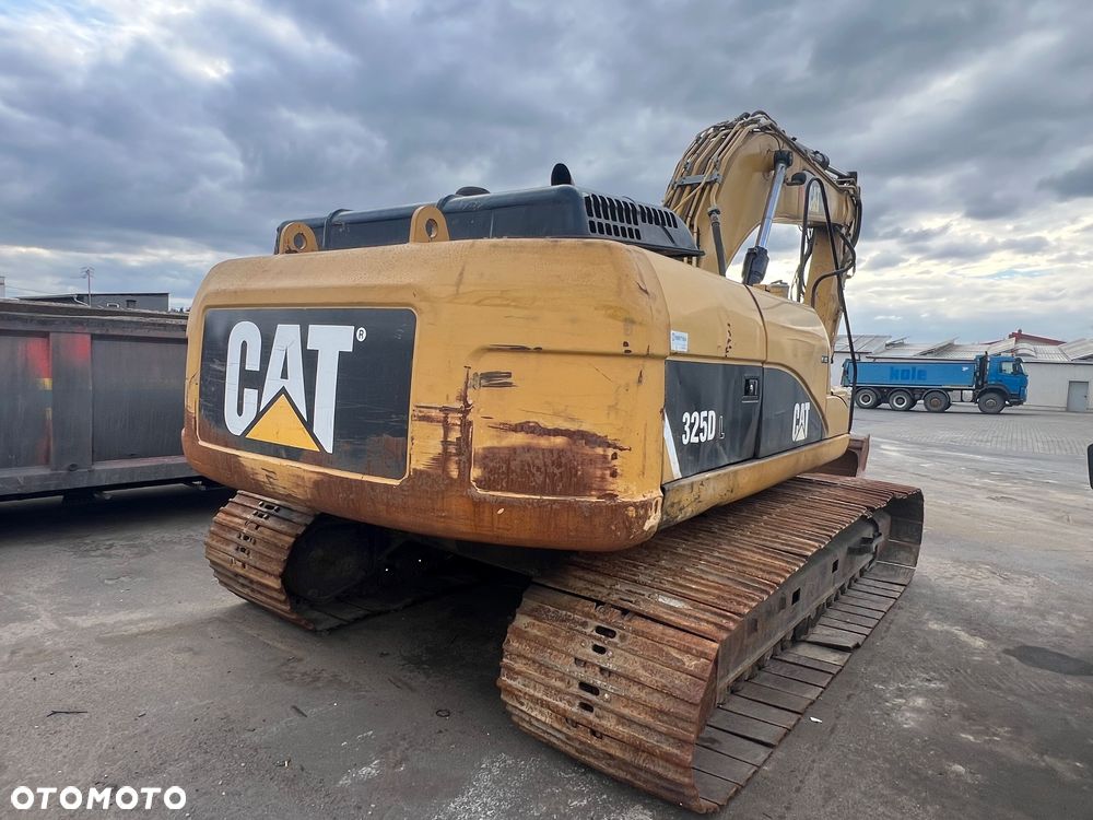 Caterpillar 325 D - 2