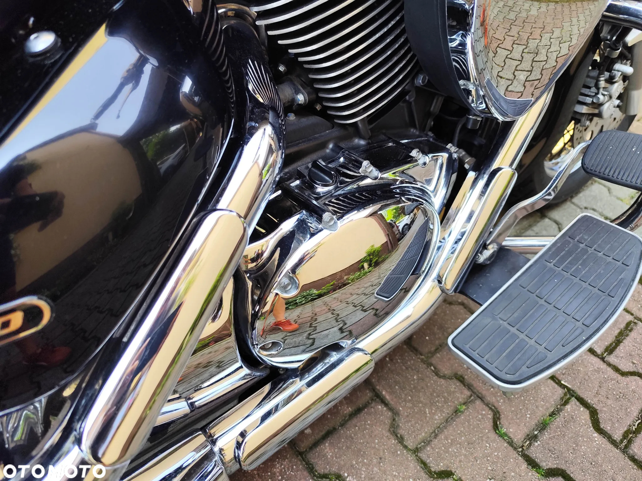 Suzuki Intruder - 9