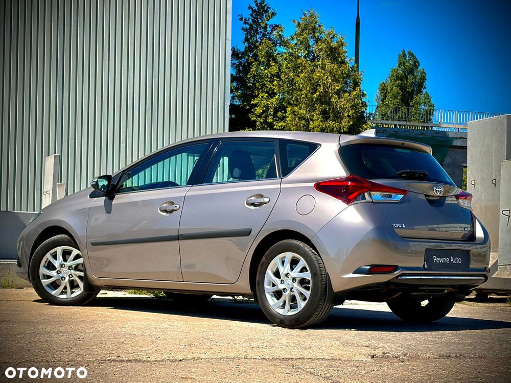 Toyota Auris 1.6 Comfort - 13