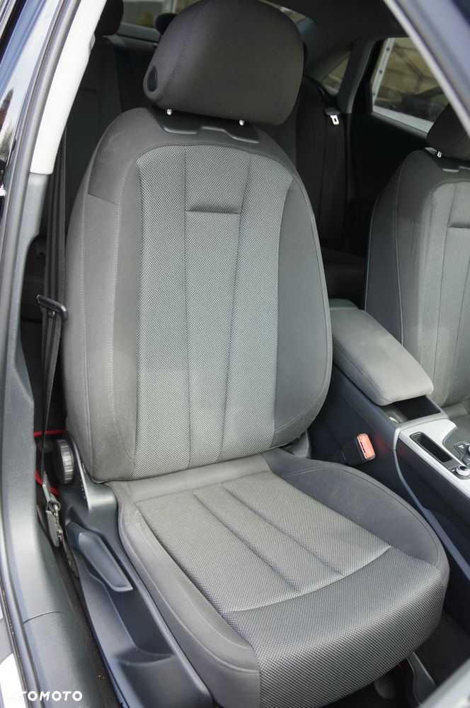 Audi A4 Limousine 2.0 TFSI ultra - 26