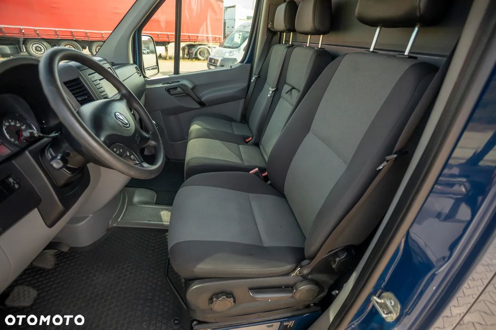 Volkswagen Crafter - 17