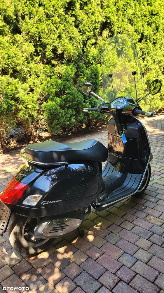 Piaggio Vespa - 33
