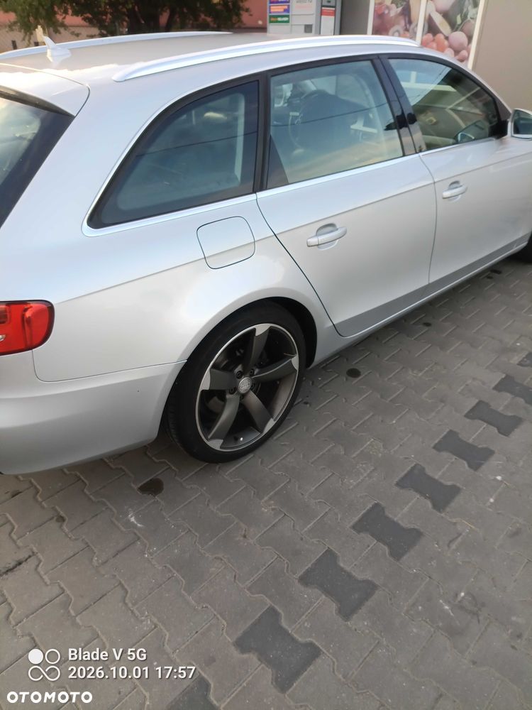 Audi A4 Avant - 4