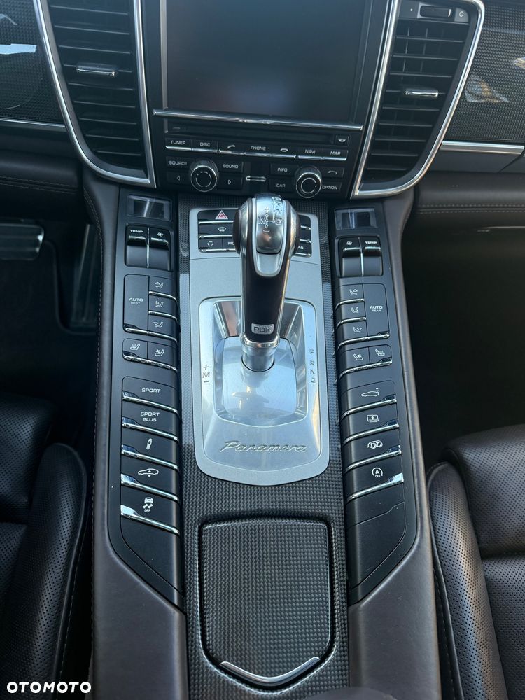 Porsche Panamera S PDK - 11