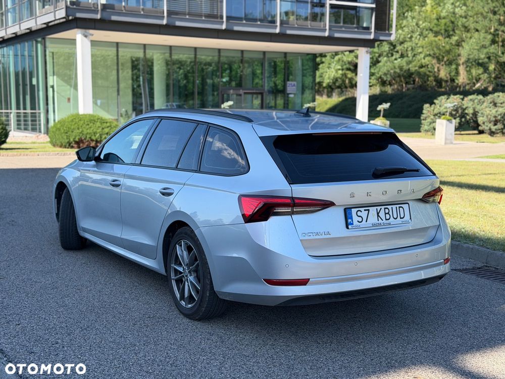 Skoda Octavia 2.0 TDI DSG Ambition - 15