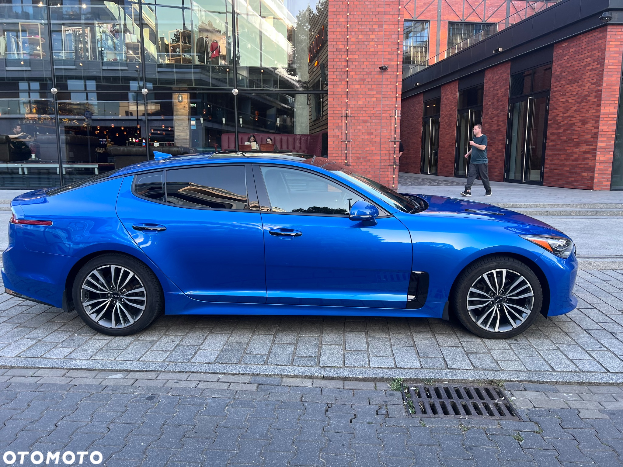 Kia Stinger - 26