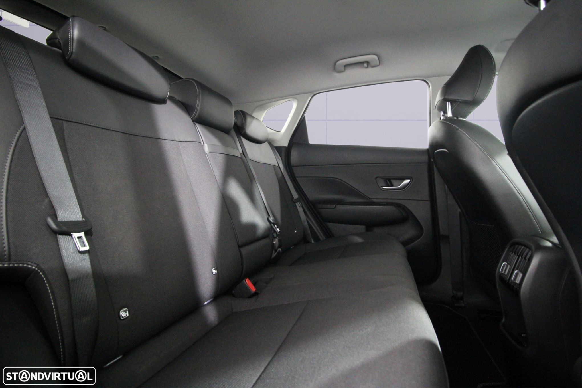 Hyundai Kauai EV 48.4 kWh Premium - 13