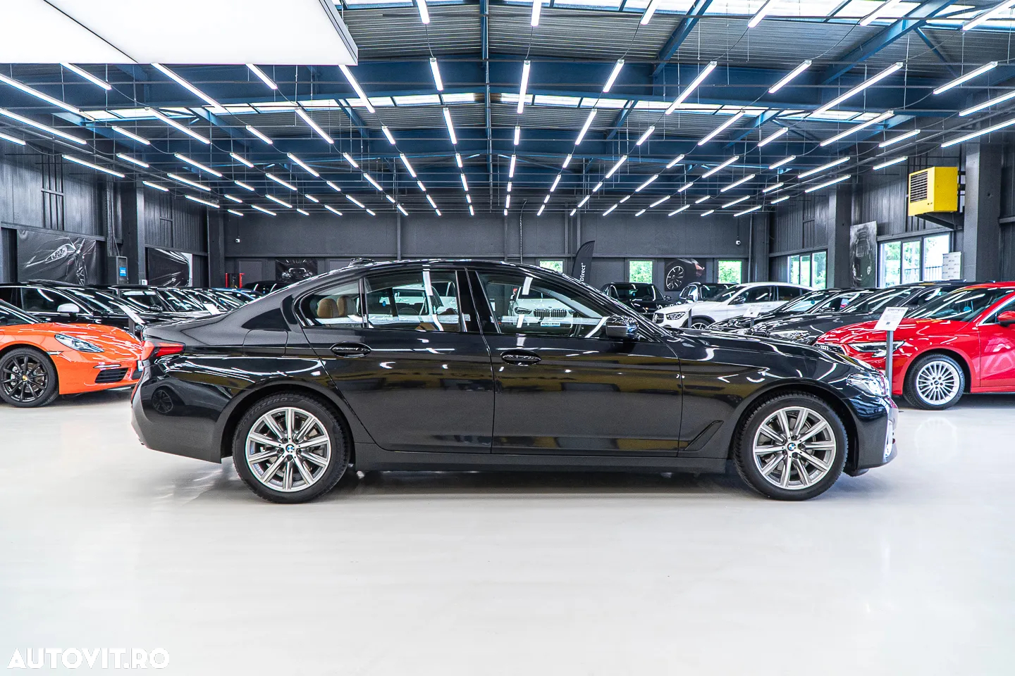 BMW Seria 5 520i AT MHEV - 19
