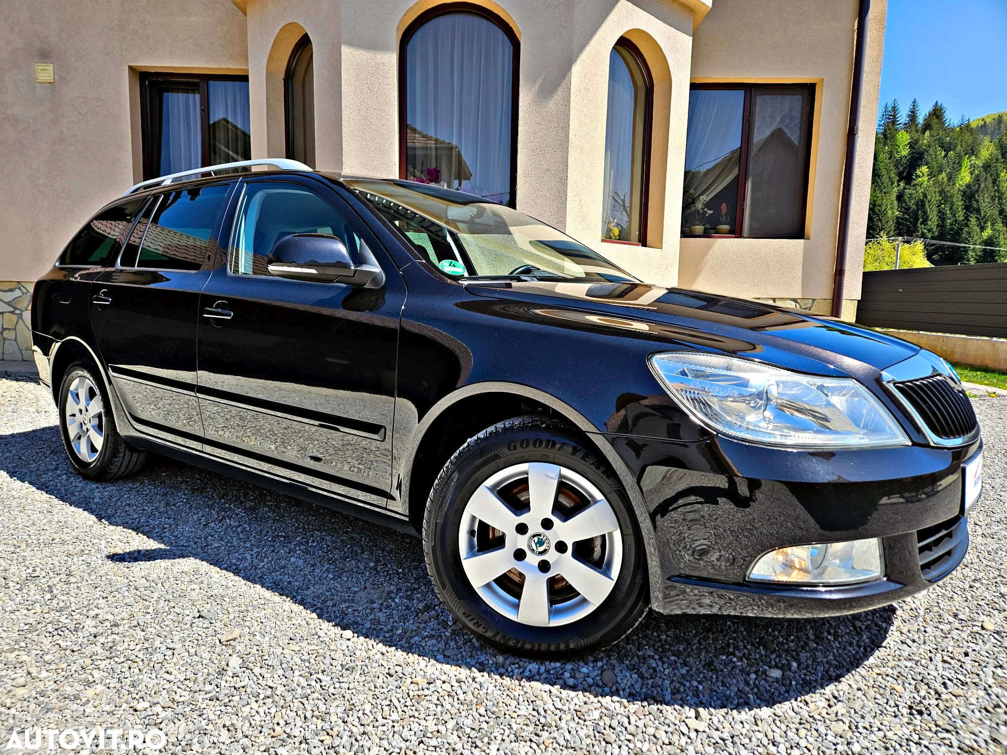 Skoda Octavia - 2