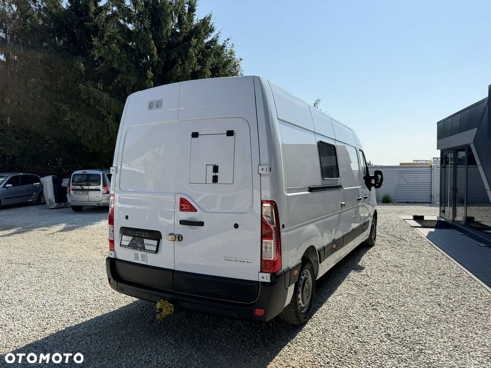 Mercedes-Benz Sprinter - 4