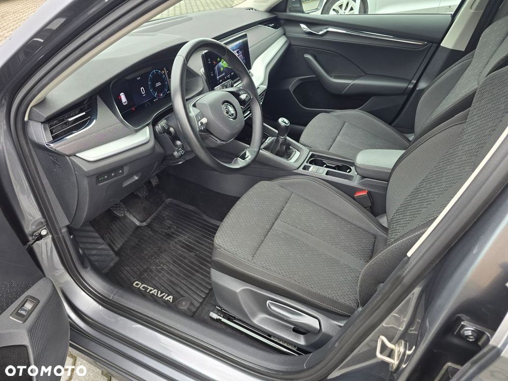 Skoda Octavia 1.5 TSI ACT Style - 11