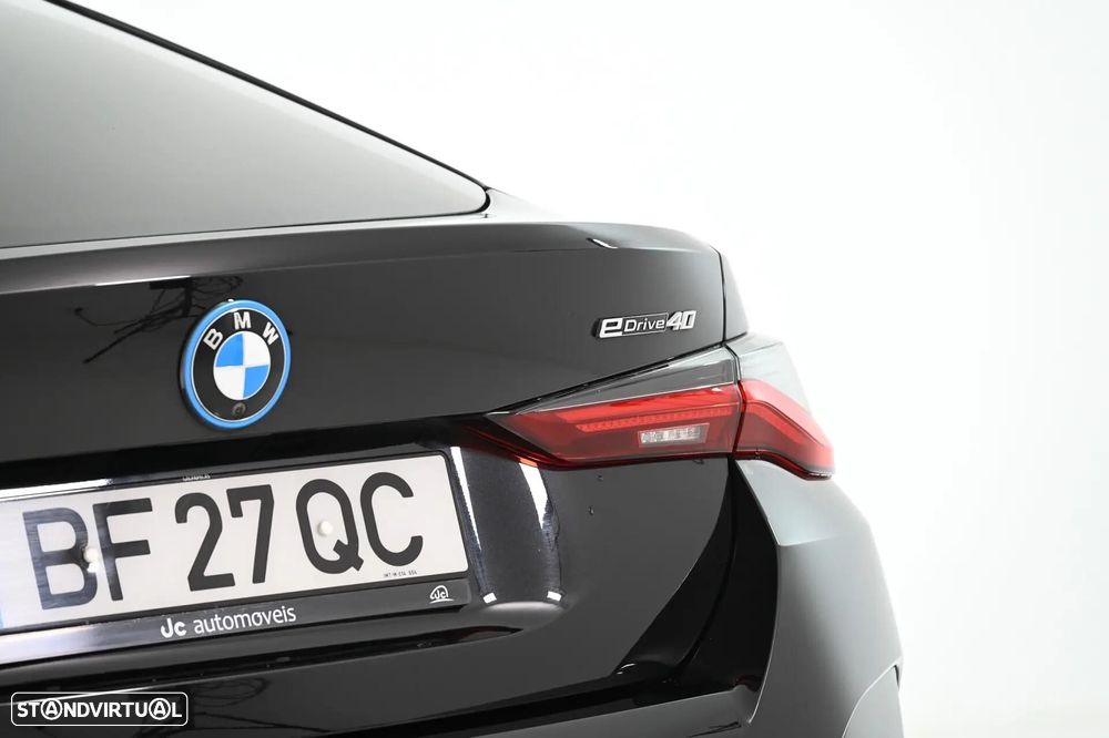 BMW i4 eDrive40 Pack Desportivo M - 12